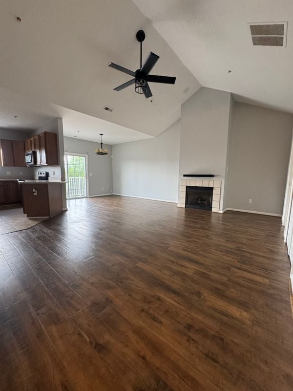 Photo - 17200 Addington Dr