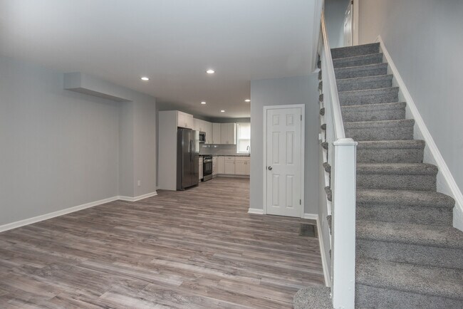 Photo - 1757 Brill St