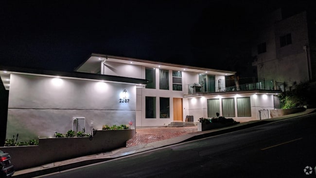 Building Photo - 2387 Mt Olympus Dr Rental