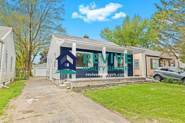 Photo - 20481 Delaware Ave