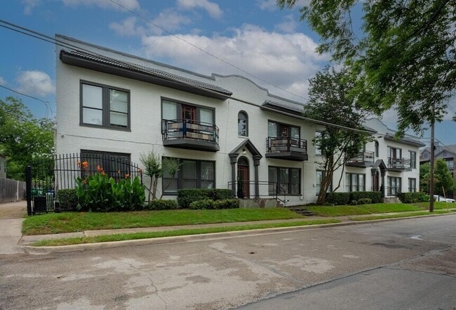 Photo - 5305 Reiger Ave