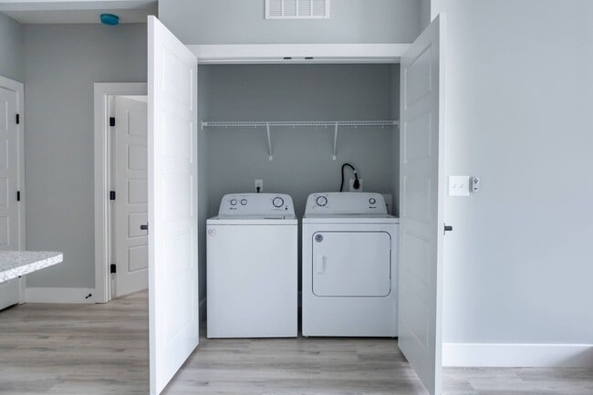 Photo - Welcome to our luxurious apartment communi...