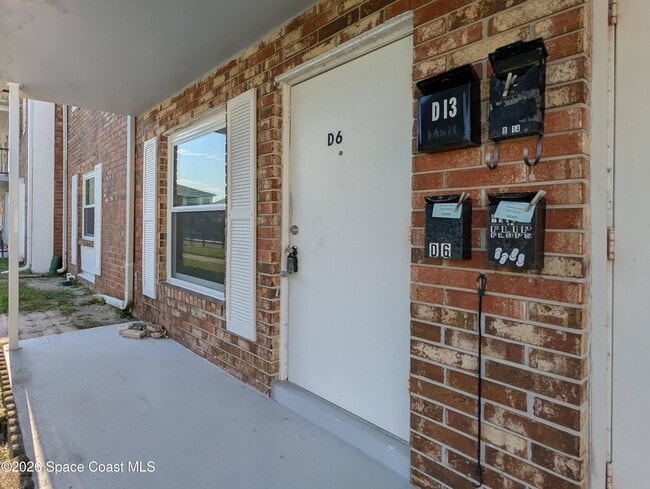 190 E Olmstead Dr Unit D6