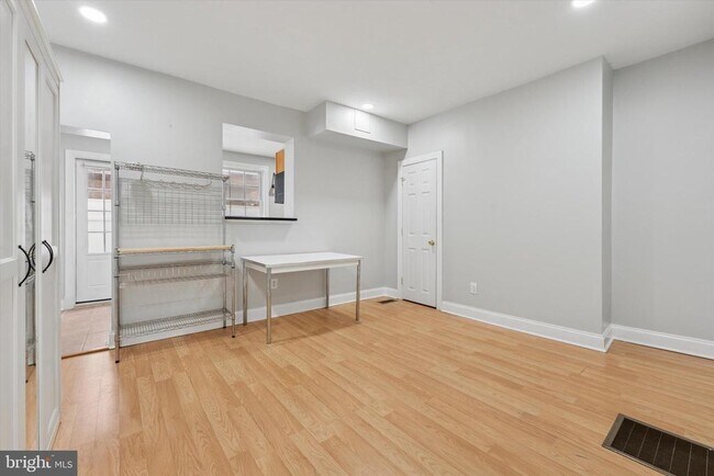 Photo - 1020 S Bouvier St