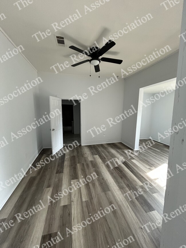 Photo - 1903 S Grand St