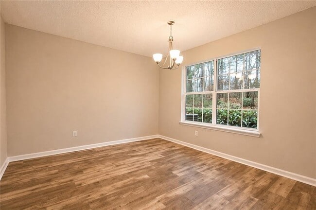 Photo - 6033 Coventry Cir