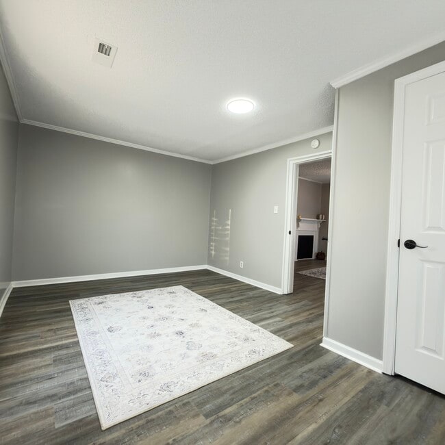 Photo - 4320 Wallace St