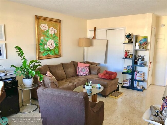 Photo - 1816 E Oakland Park Blvd Condo Unit 70