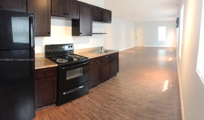 Photo - 131 NW 15th St Unidad U