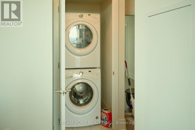 Photo - 3975 Grand Park Dr Unit 4804