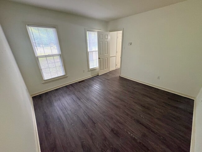 4815 Junilla Ln