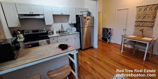 Photo - 202 St Paul St Unit 12