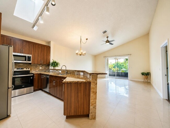 Photo - 7705 Forest Green Ln
