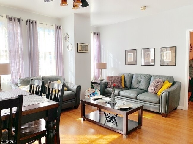 Photo - 111 Mulberry St Apartment Unit 1D