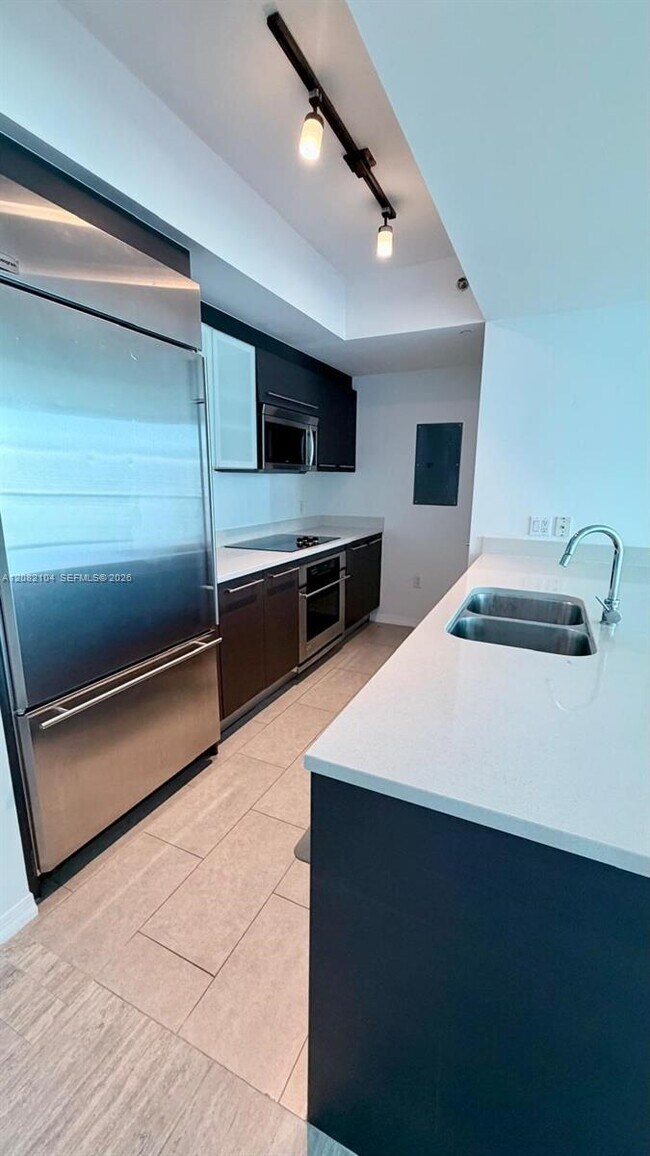 Photo - 500 Brickell Ave