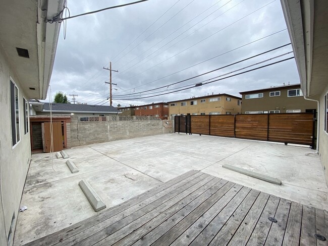 Photo - Huge Bedrooms, lots of Parking, closest to campus!