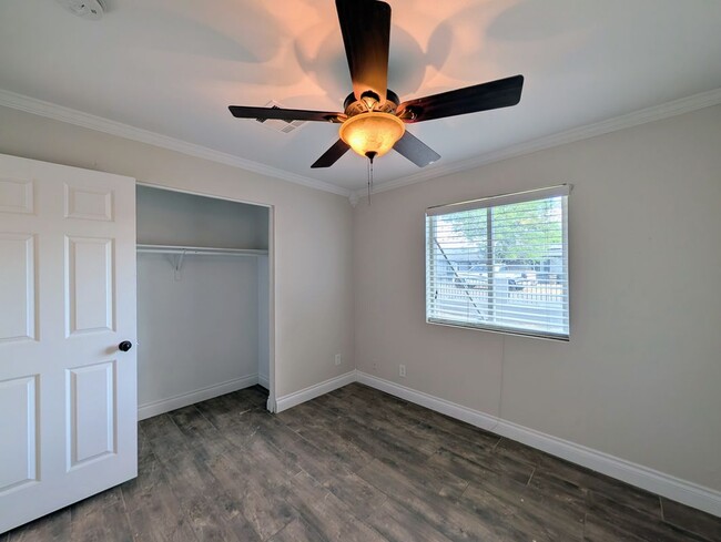 Photo - 13208 W Tuckey Ln