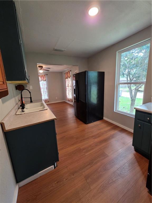 Photo - 404 Havens St