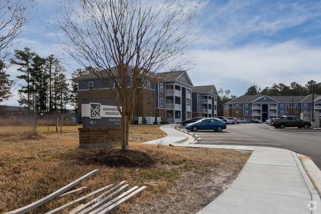 Photo - Apartments At Kingsridge