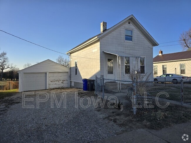 Building Photo - 1017 19th St SE Rental