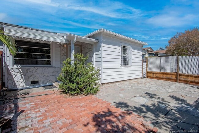 Photo - 4682 Altadena Ave.