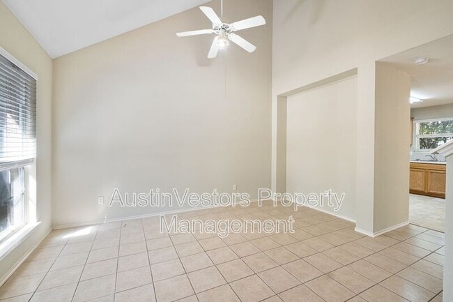 Photo - 808 Flatters Way