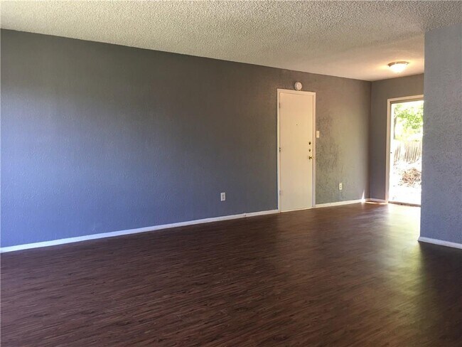 Photo - 5105 Pepper Ln