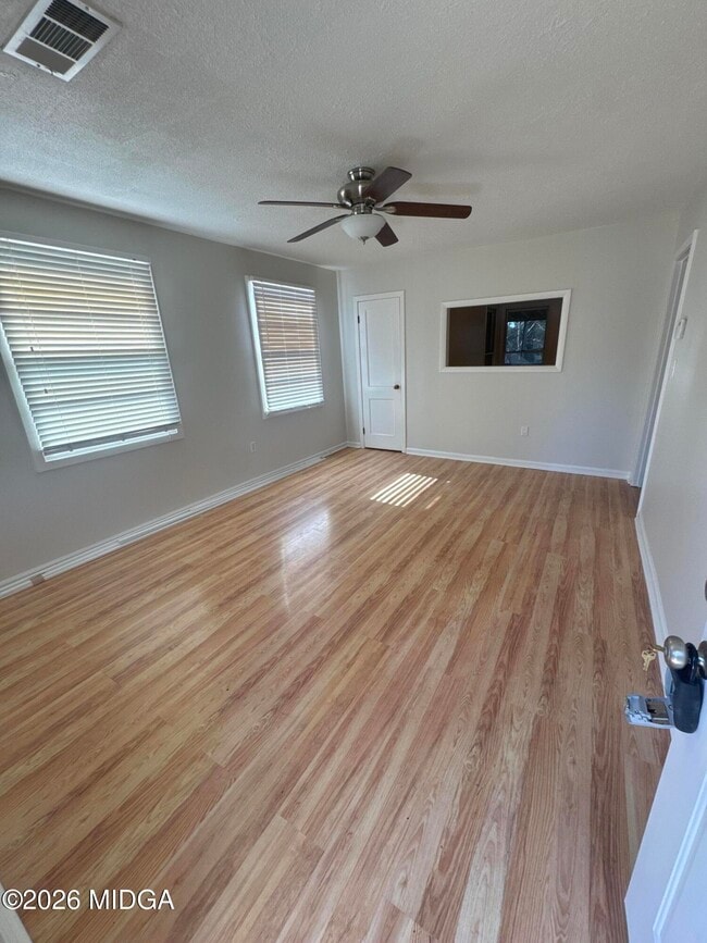 Photo - 3823 St Charles Pl