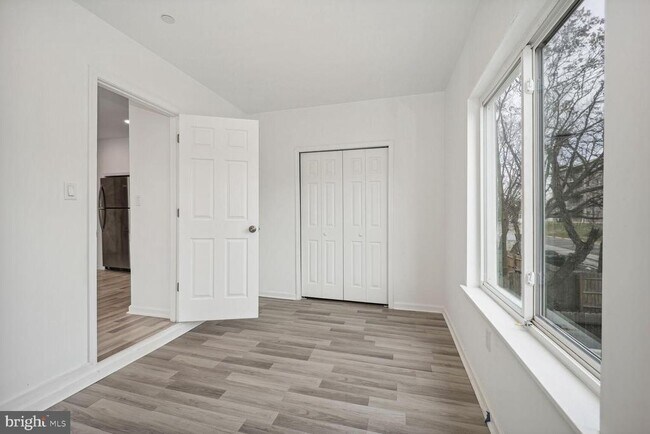 Photo - 1642 16th St SE Unit 2