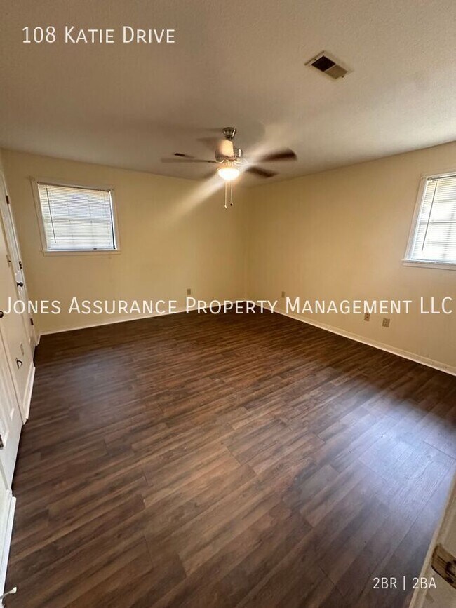 Photo - 108 Katie Dr