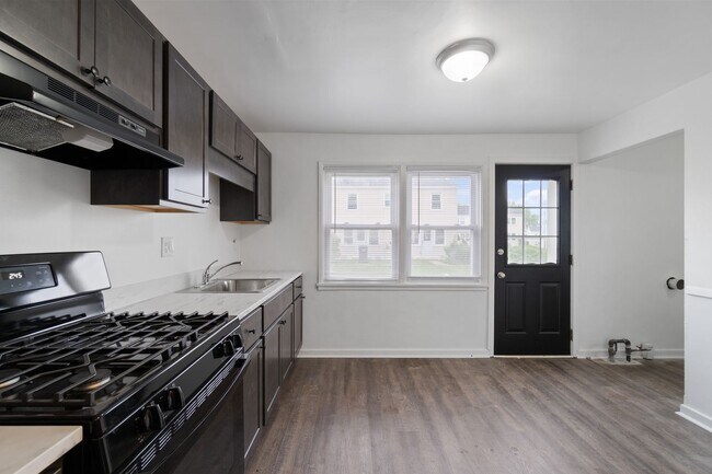 Photo - 3 Bedroom Townhouse in Midland, PA!! Apply...