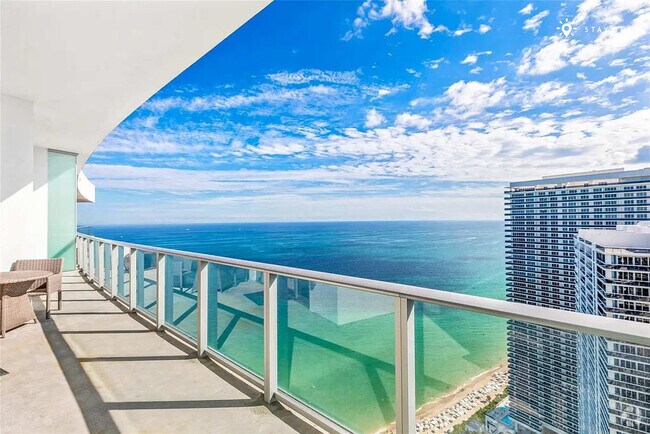 Building Photo - 4111 S Ocean Dr Unit ID1227501P Rental