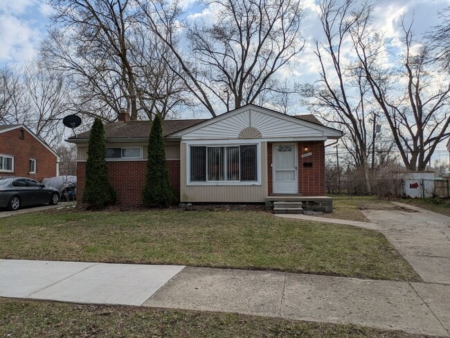 Building Photo - 30043 Grandview St Unit 1