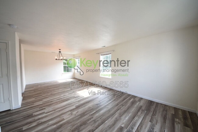 Photo - 1109 Lady Ashley Dr