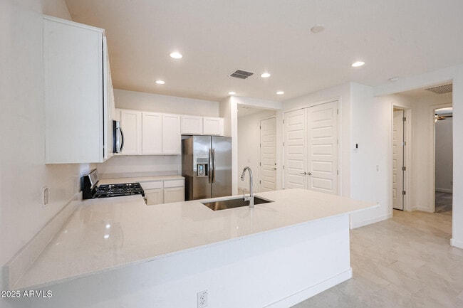 Photo - 17356 W Smoketree Dr