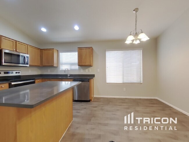 Photo - 29165 N Pyrite Ln