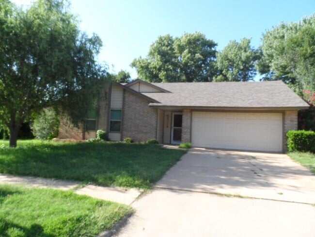 Building Photo - 2119 Teresa Dr Rental