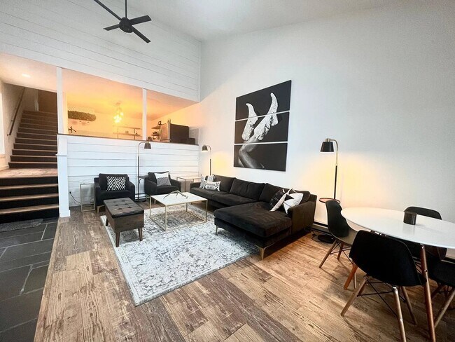 Photo - 1952 Sun Crest Dr Unit 1