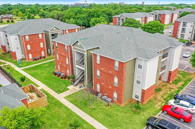 2900 Student Apartments Community