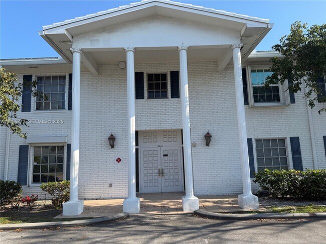 Photo - 2200 NE 66th St Unit 1426