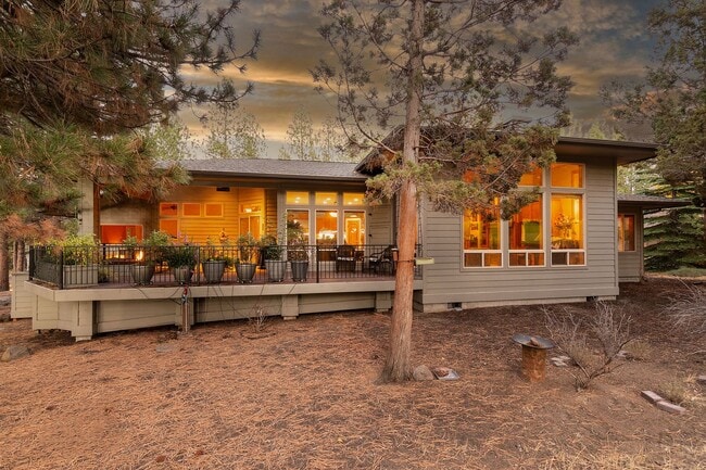 Photo - Move in special $1000 off first months ren...