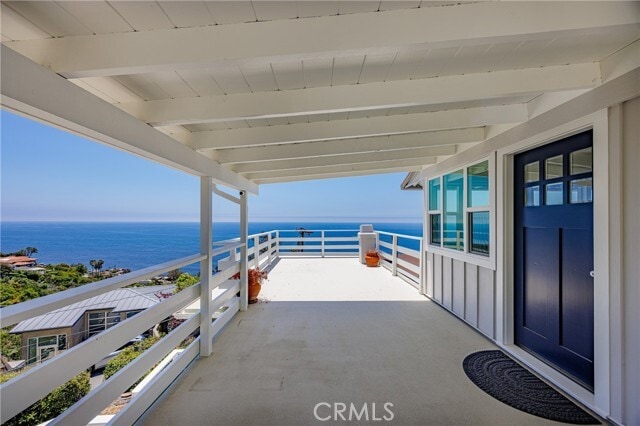 Building Photo - 2260 Crestview Dr Unit B