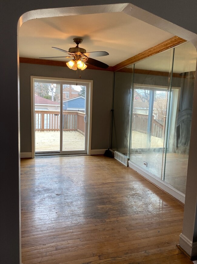 Photo - 9031 S Kingston Ave