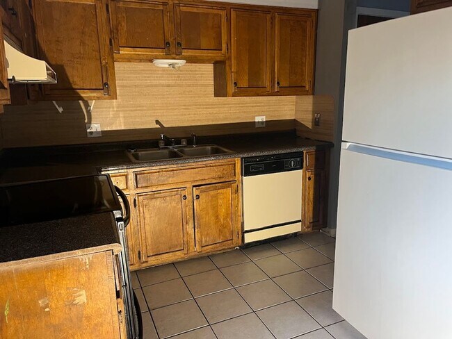 Photo - ans3412 Unit D