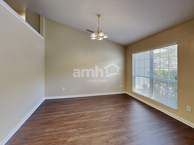 Photo - 13895 Wild Hammock Trl