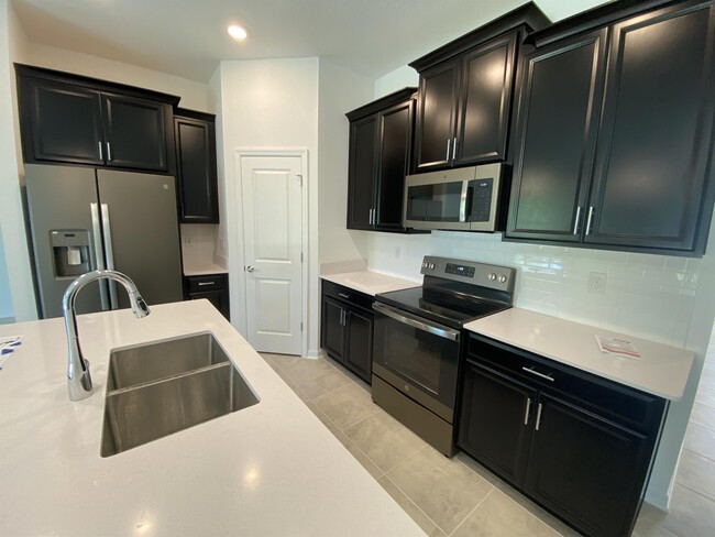 Photo - 5095 Tanzanite Dr