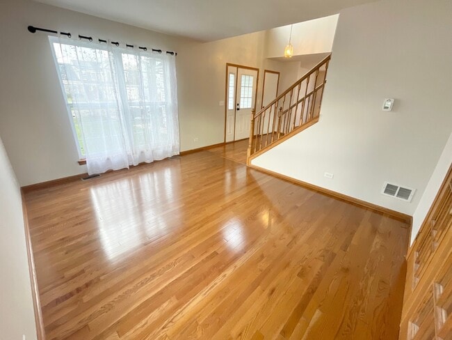 Photo - 1814 Van Dyke Ln