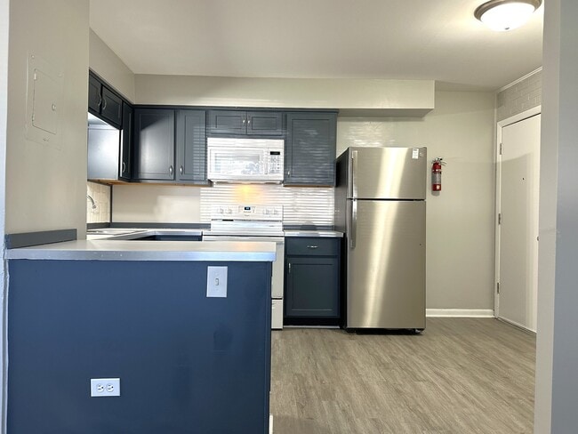 Photo - 9709 W Lorraine Dr Unit 1