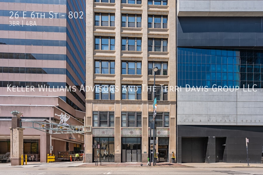Photo - 26 E 6th St-802