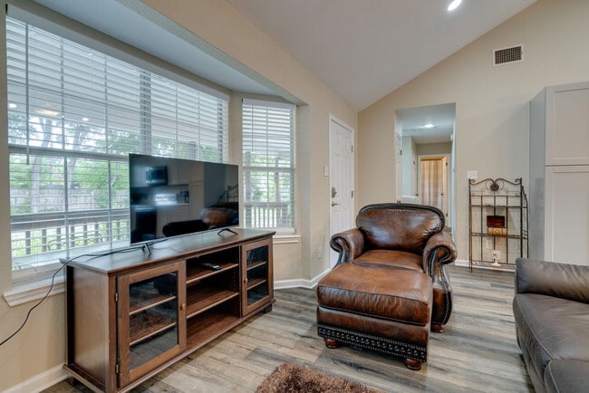 Photo - 2609B Wheless Ln Unidad SI ID1546123P